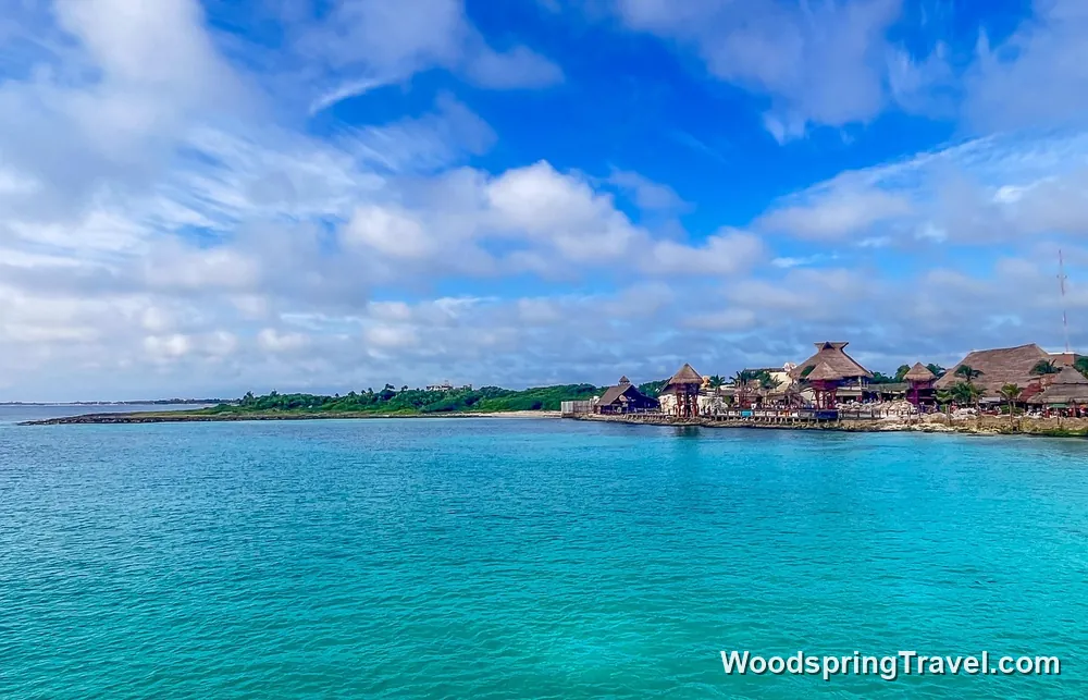 Главное изображение для Mexico & Bimini пляжный клуб на борту Scarlet Lady